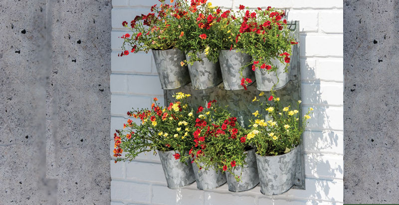 Using tin cans for your vertical garden