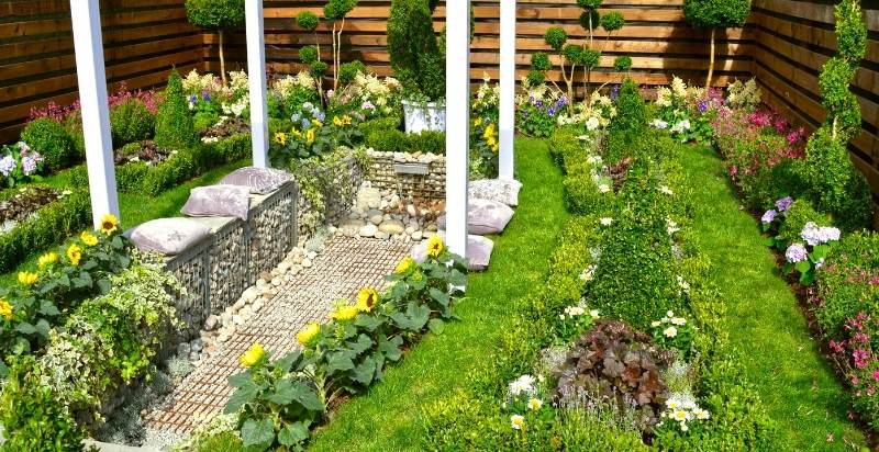 Benefits Of Growing A Cottage Garden