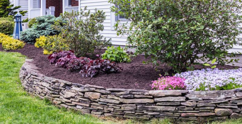 Wood Mulch Landscaping